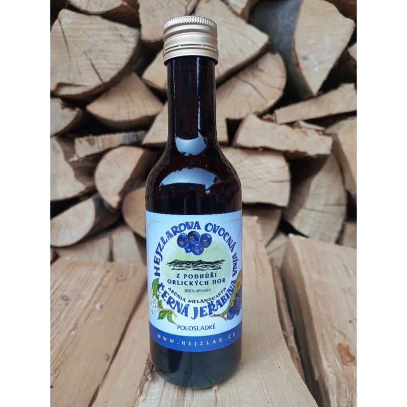 Aronia wine semi-sweet