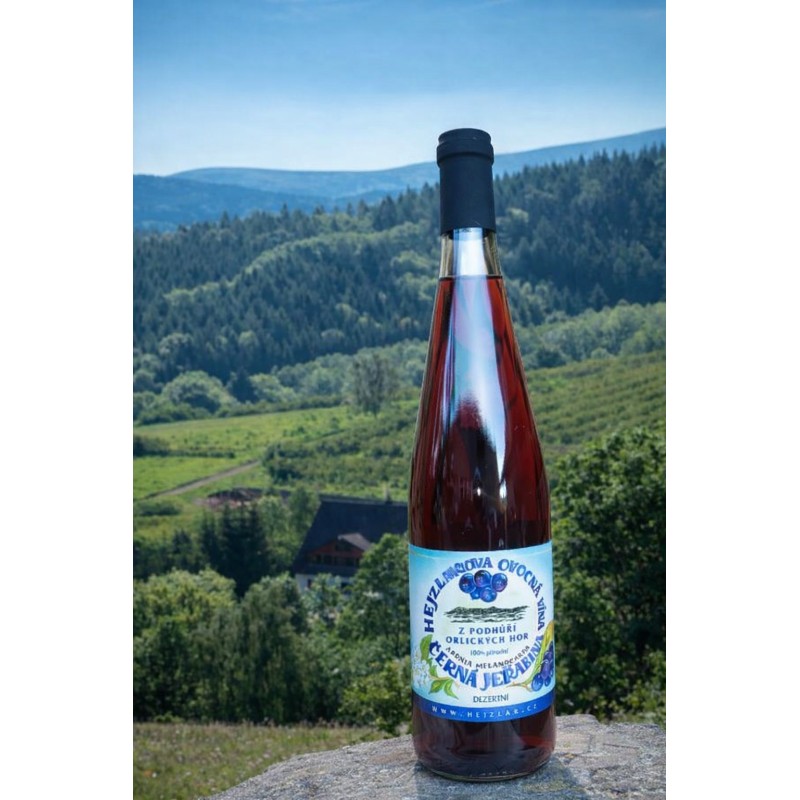 Sweet aronia wine
